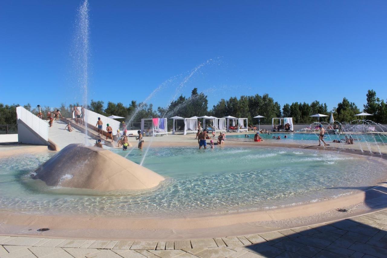 Adriacamp Mobile Homes Rosepineta โรซาปิเนตา ภายนอก รูปภาพ