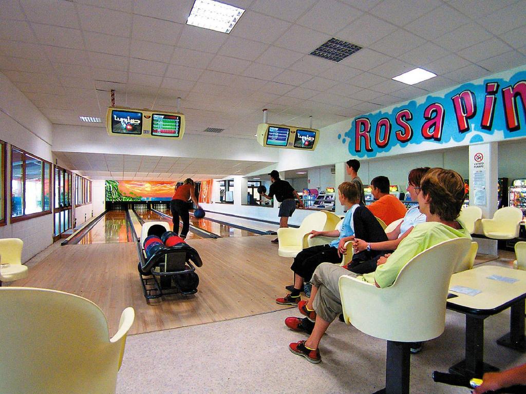 Adriacamp Mobile Homes Rosepineta โรซาปิเนตา ภายนอก รูปภาพ